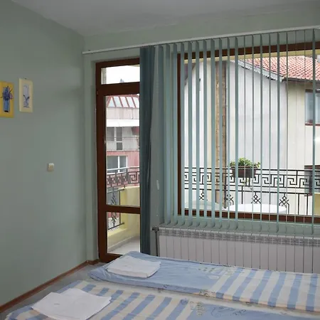 Sunny House Πανσιόν