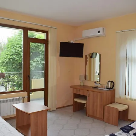 Sunny House 2* Tsarevo