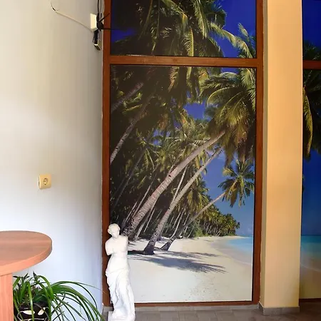 Πανσιόν Sunny House