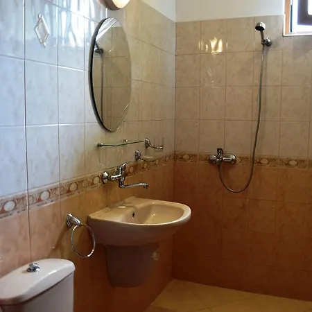 Πανσιόν Sunny House