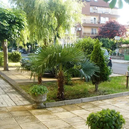 Πανσιόν Sunny House Tsarevo